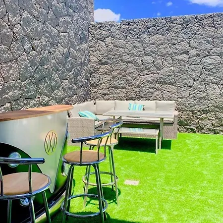 Playa Blanca Sleeps 8 With Pool Air Con And Wifi * بلايا بلانكا